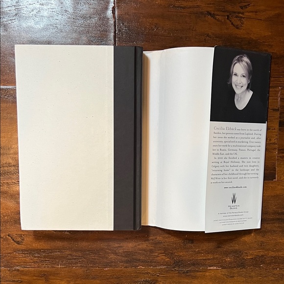 Wolf Winter by Cecilia Ekbäck - Picture 7 of 8